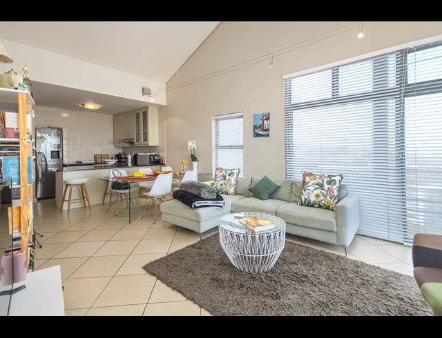 3 BEDROOM APARTMENT RENTED IN BIG BAY
